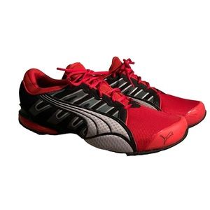 Puma Voltaic 3 Men’s red/black/gray, rare,  Size 10.5 !!